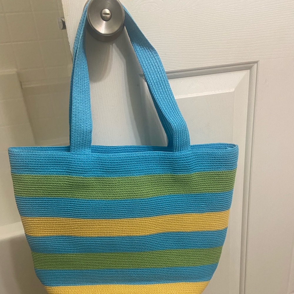 Cute shoulder bag brand Betmar New York